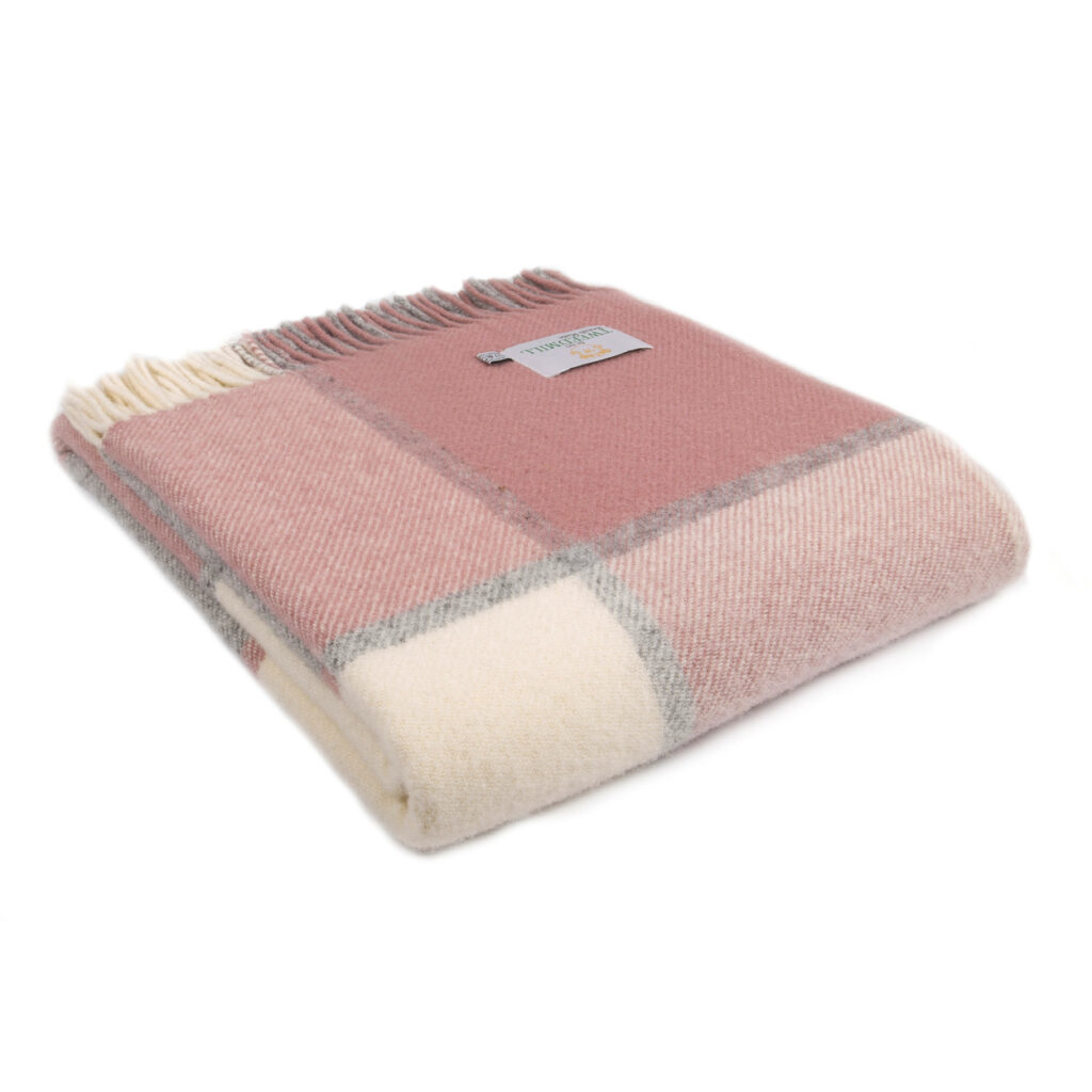 Dusky Pink Block Check Lap Blanket from the Cinnamon Trust Charity Webshop | Make a difference with every purchase