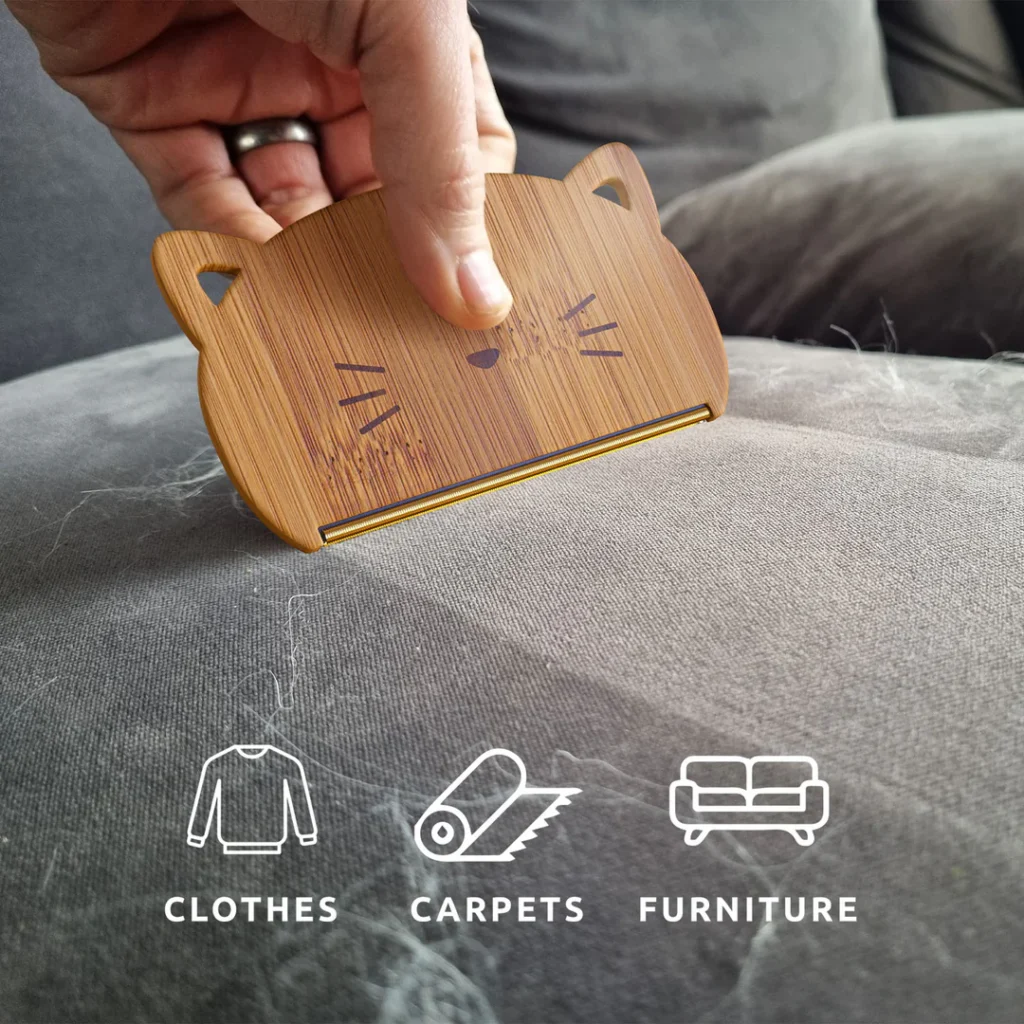 Cat Hair Remover from the Cinnamon Trust Charity Webshop | Make a difference with every purchase